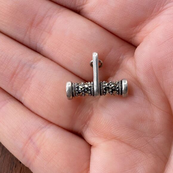 Unbranded Jewelry - Vintage 925 Sterling Silver Marcasite Art Deco Toggle Style Pendant Charm